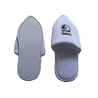 酒店拖鞋廠家教您如何判斷拖鞋的材質【天長市浩瀚旅游用品廠】